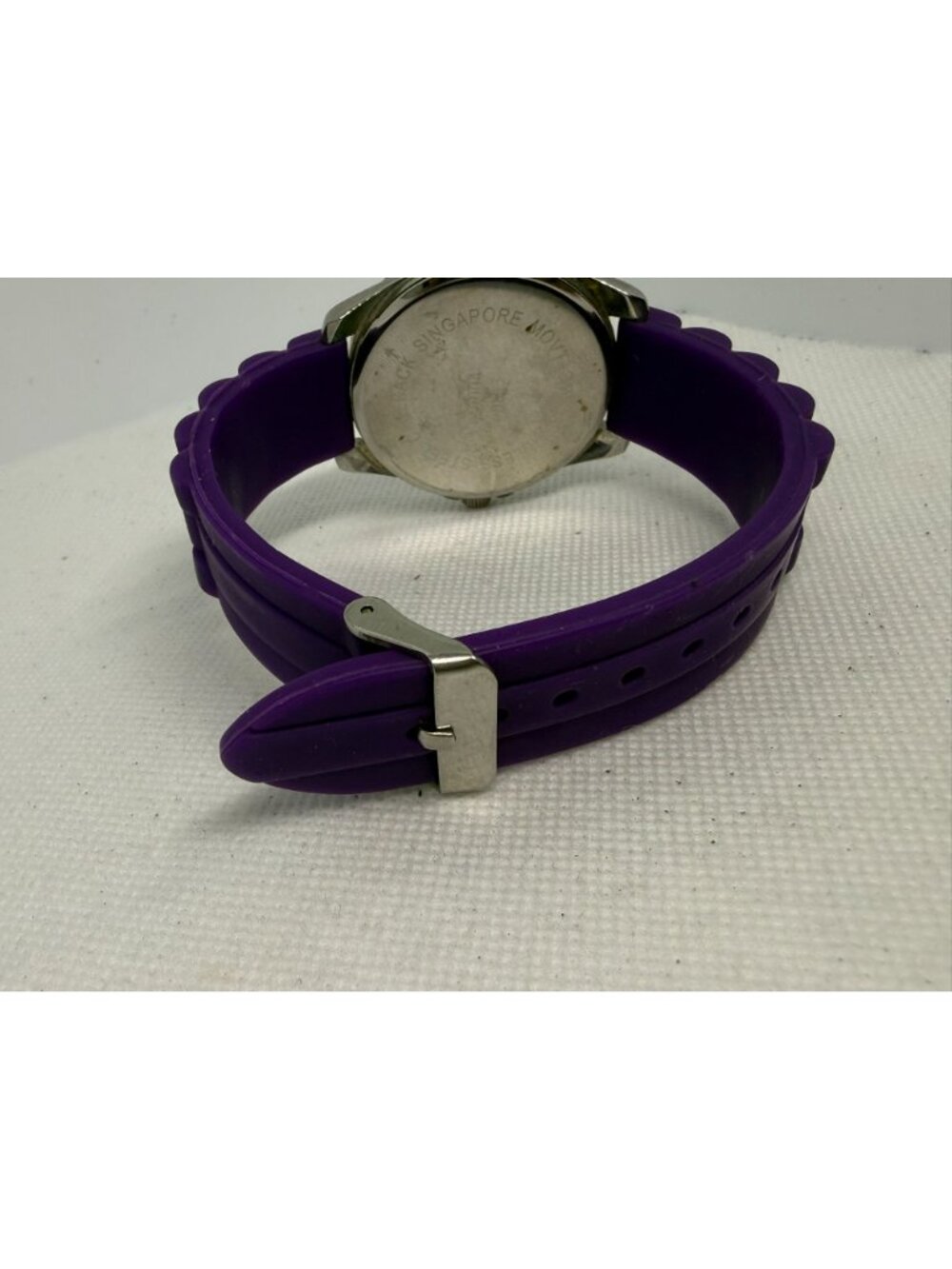 Vivani Women's Silver-Tone Crystal Bezel Purple Rubber Band Analog Quartz Watch - Picture 10 of 11